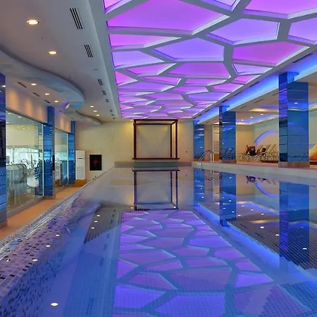 Azura Park Apartament *